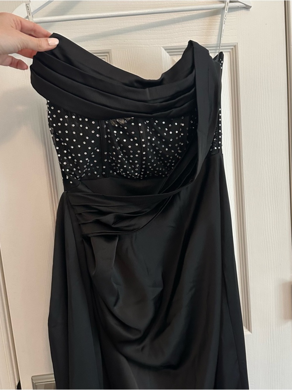 Miss Circle Holly Black Crystallized Corset High Slit Satin Gown - Picture 4 of 13